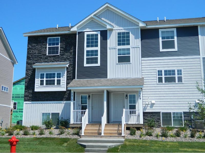 7303 E Ramsey Pw NW, Ramsey, MN 55303