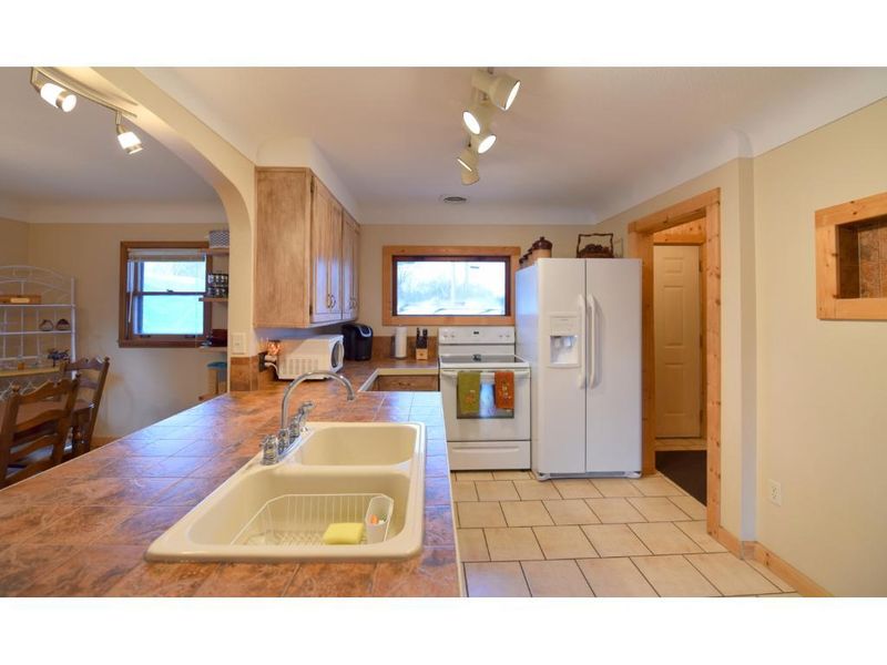 919 13th Ave NE, Brainerd, MN 56401