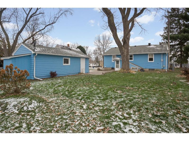325 Forest Ave E, Mora, MN 55051