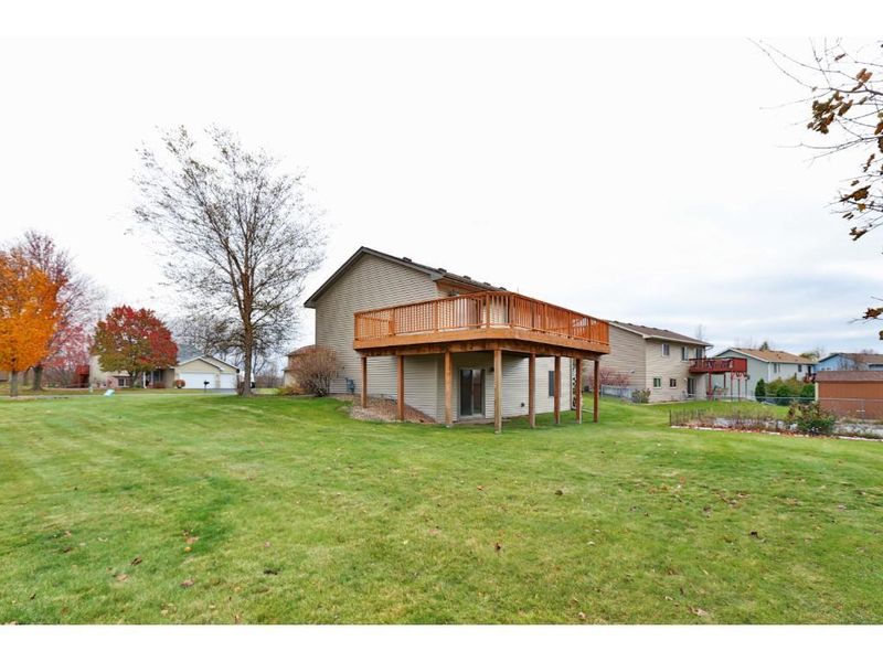13500 Fiona Ave N, Hugo, MN 55038