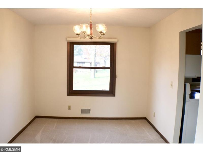 92 15th Ave SW, New Brighton, MN 55112