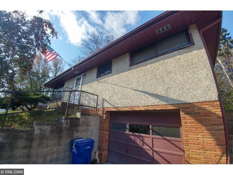 1559 Euclid St, Saint Paul, MN 55106