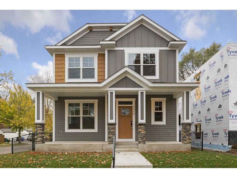 2925 36th Ave S, Minneapolis, MN 55406