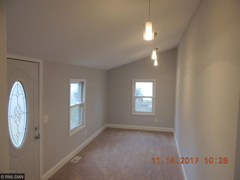 106 Oak St N, Lester Prairie, MN 55354