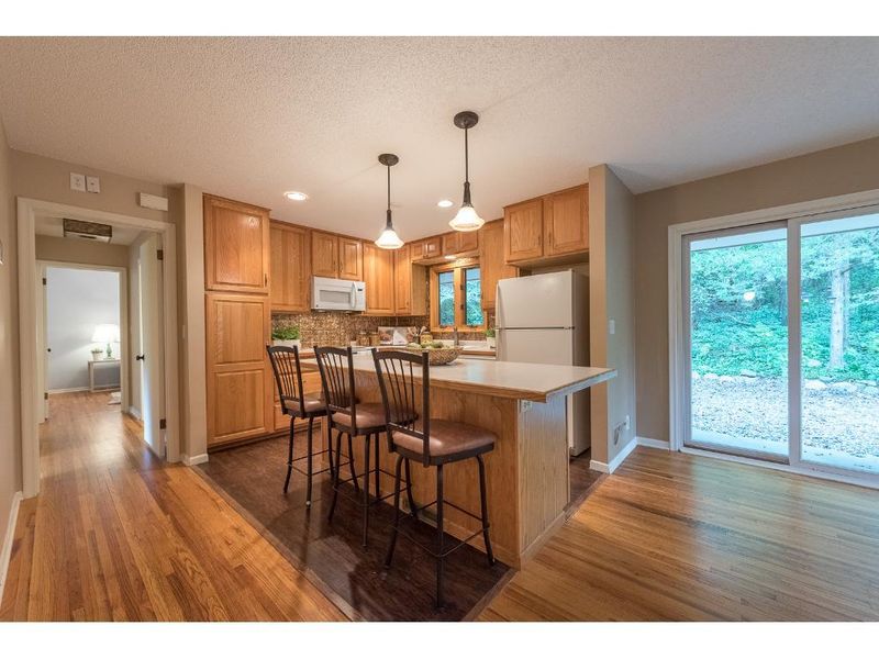 5938 Holiday Rd, Minnetonka, MN 55345