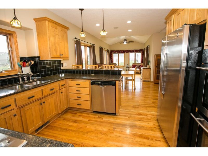 20095 Explorer Ave N, Forest Lake, MN 55025