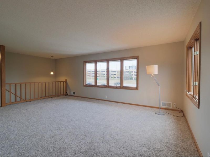 6334 Halifax Ave S, Minneapolis, MN 55424
