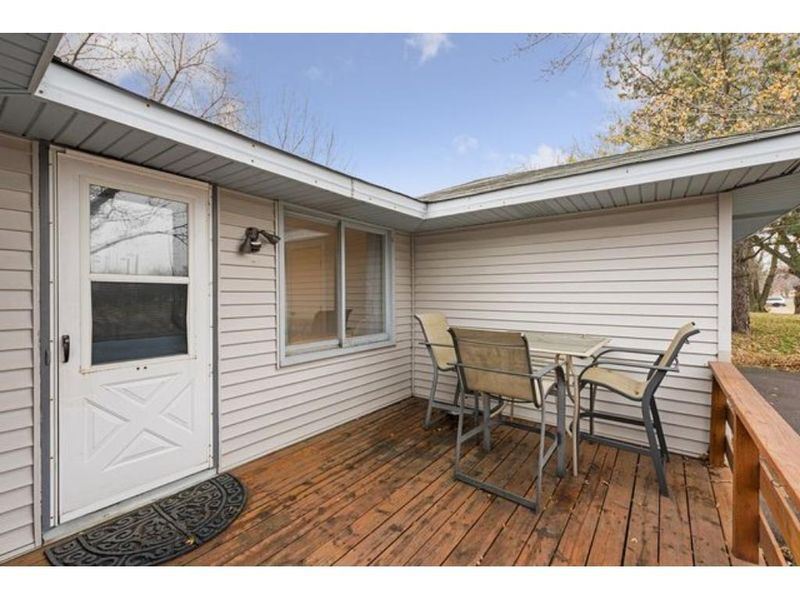 3214 7th Ave, Anoka, MN 55303