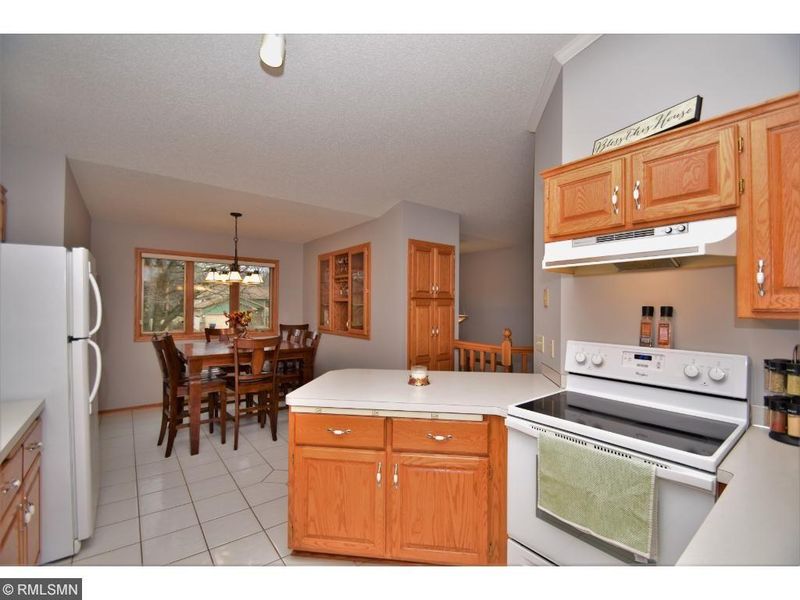 12984 Raven St NW, Coon Rapids, MN 55448