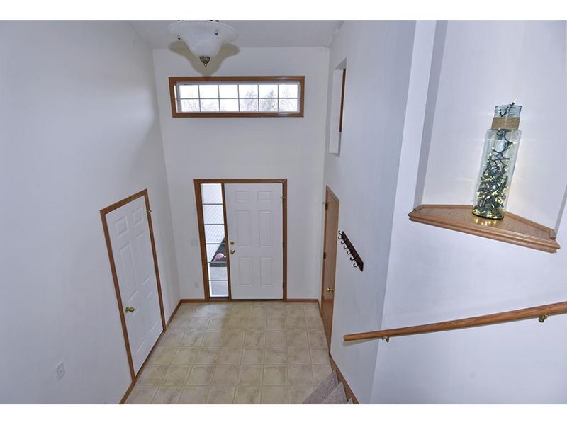 1505 Sun Bird Ln, Faribault, MN 55021