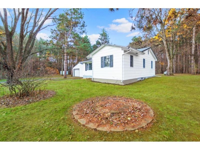 67257 County Road 76, Wabasha, MN 55981