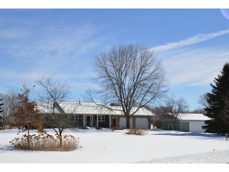 15543 Dakota St NW, Andover, MN 55304