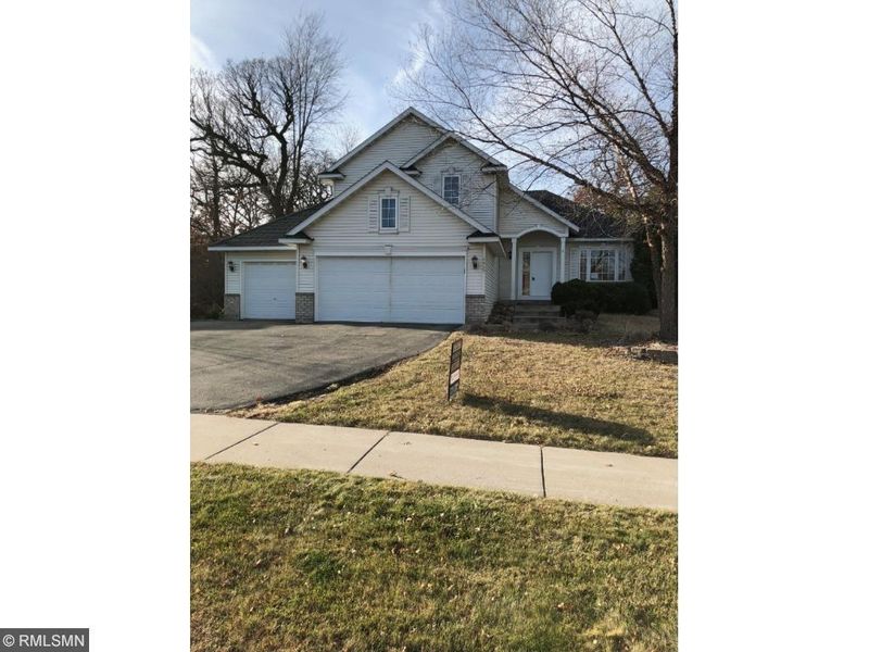 4909 Slater Rd, Eagan, MN 55122