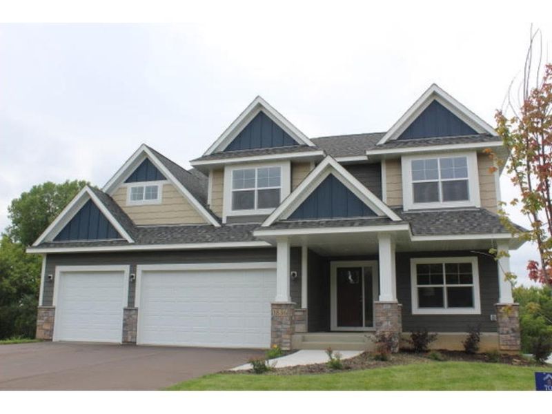 1836 White Pine Ct, Stillwater, MN 55082