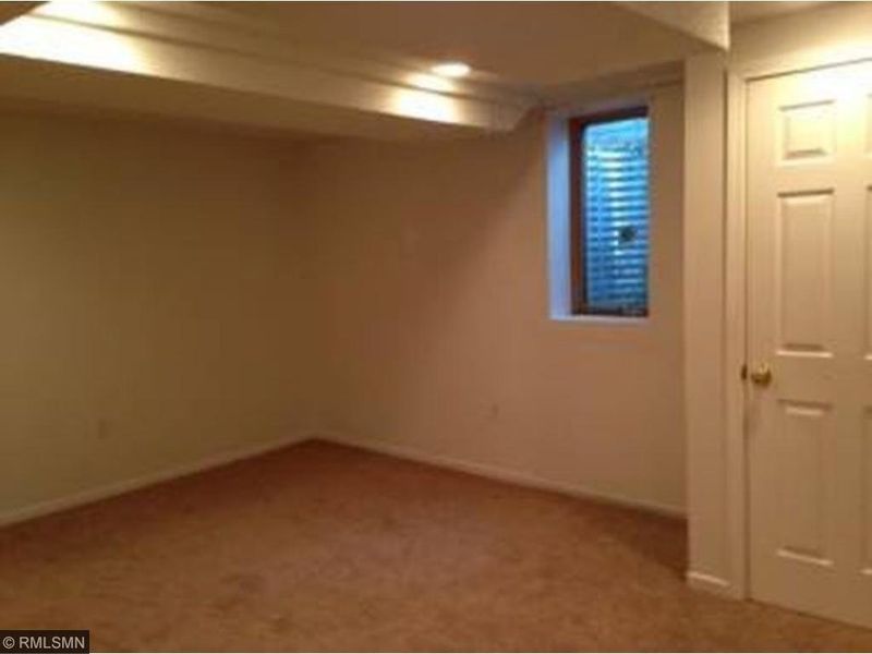 3806 Regent Ave N, Robbinsdale, MN 55422