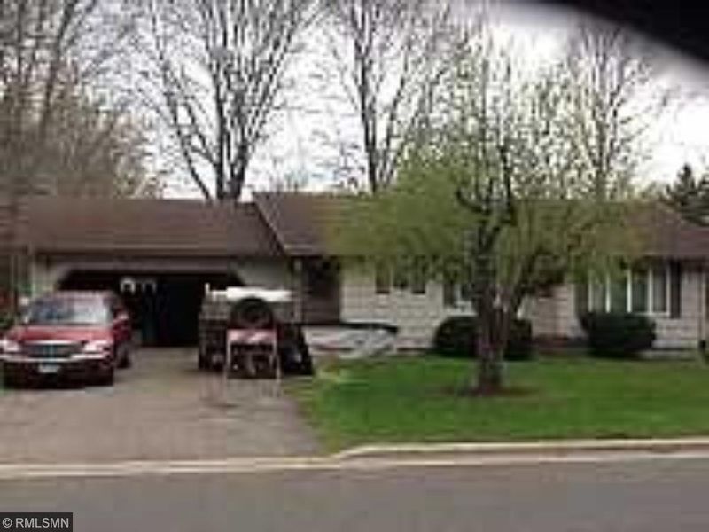 213 Pleasant St E, Cologne, MN 55322