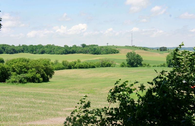 N48640 Hwy V, Eleva, WI 54738