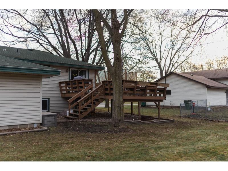 417 83rd Ave NE, Spring Lake Park, MN 55432