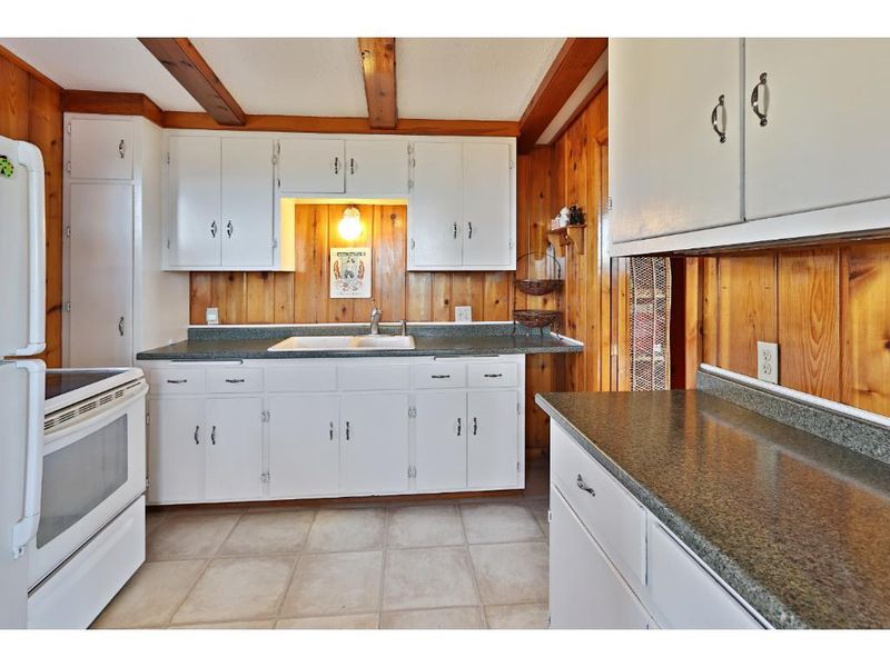 6875 Estes Ave NW, Maple Lake, MN 55358