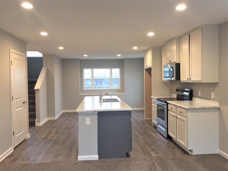 713 Eagle Ct, Lino Lakes, MN 55014