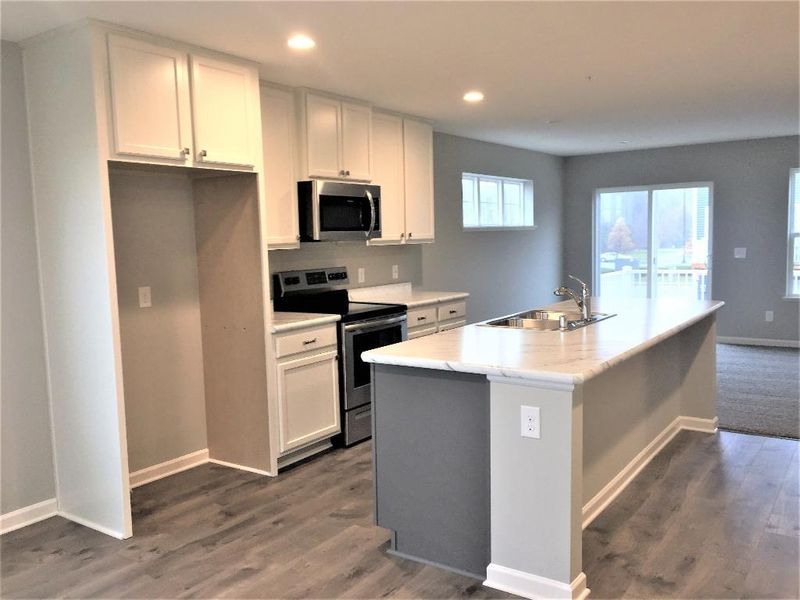 713 Eagle Ct, Lino Lakes, MN 55014