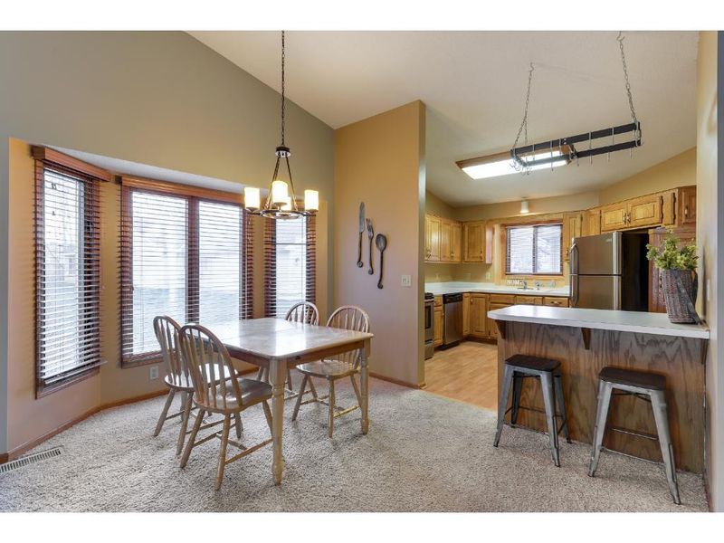 8711 Norway St NW, Coon Rapids, MN 55433