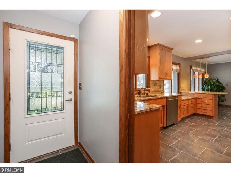 5163 Rainier Ps, Fridley, MN 55421