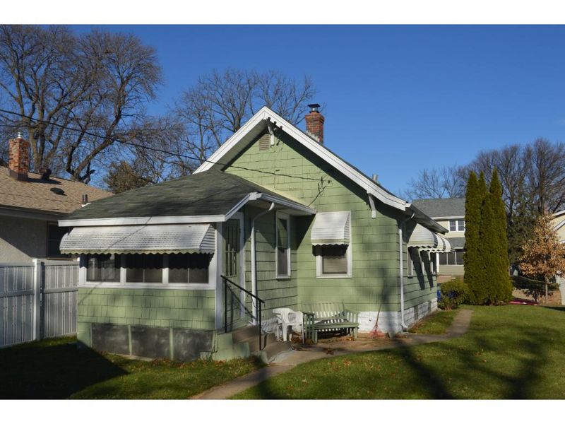 1232 Scheffer Ave, Saint Paul, MN 55116