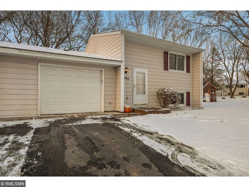 2065 103rd Ave NW, Coon Rapids, MN 55433