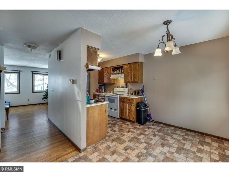 2065 103rd Ave NW, Coon Rapids, MN 55433