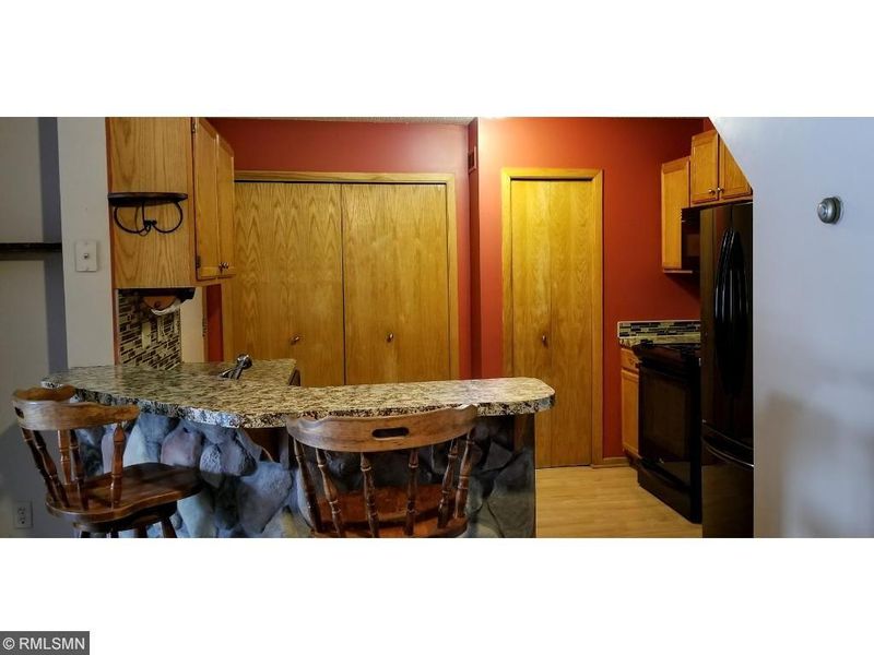 13154 Meadowood Curve NW #11, Coon Rapids, MN 55448