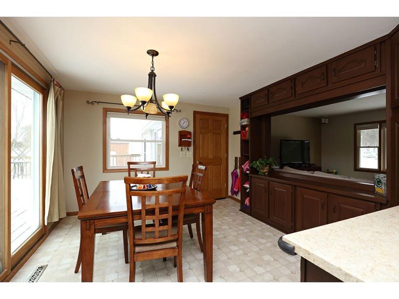 W12264 565th Ave, Prescott, WI 54021