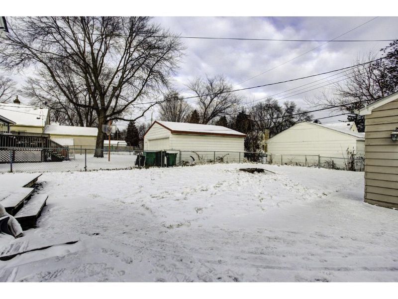 5332 49th Ave N, Crystal, MN 55429