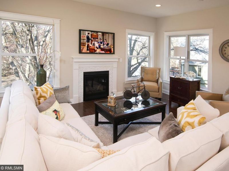 3901 Haven Rd, Minnetonka, MN 55345