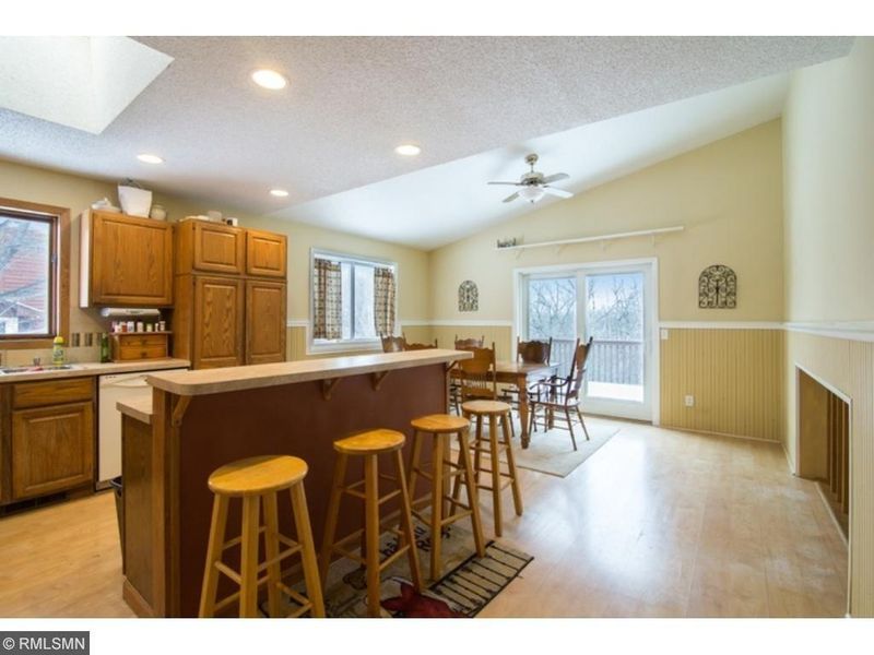 1655 Woodgate Ln, Eagan, MN 55122