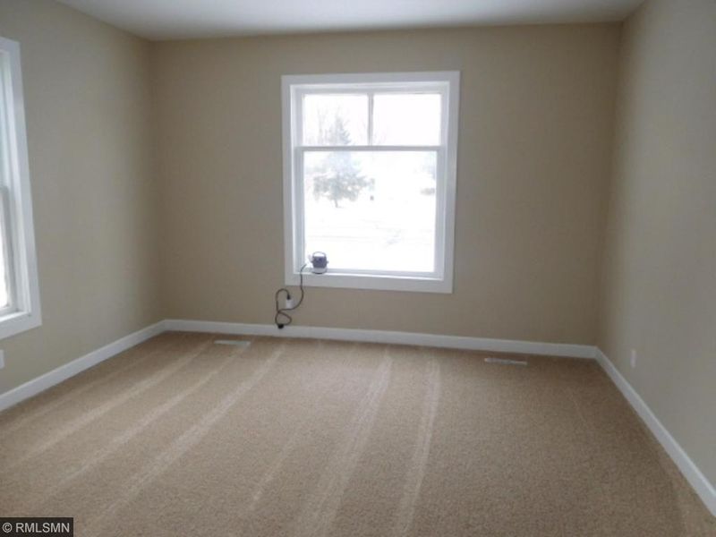 1137 3rd St, Saint Paul Park, MN 55071
