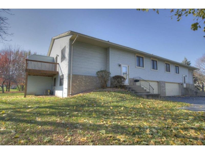 12906 Morgan Ave S, Burnsville, MN 55337