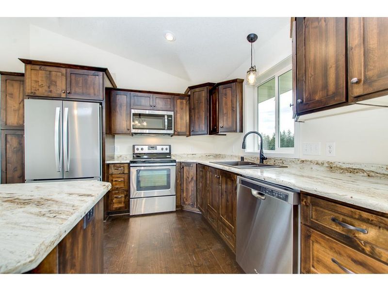 12243 317th Ln, Lindstrom, MN 55045