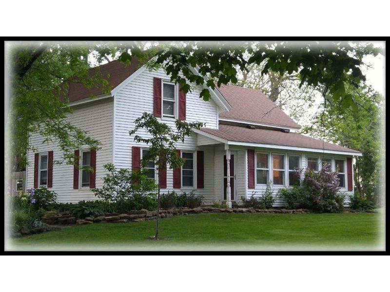 818 NE 69th St, Medford, MN 55049