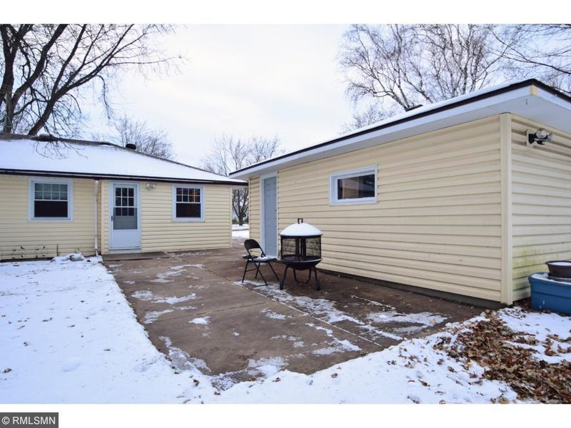 3812 Baillif Pl, Bloomington, MN 55431