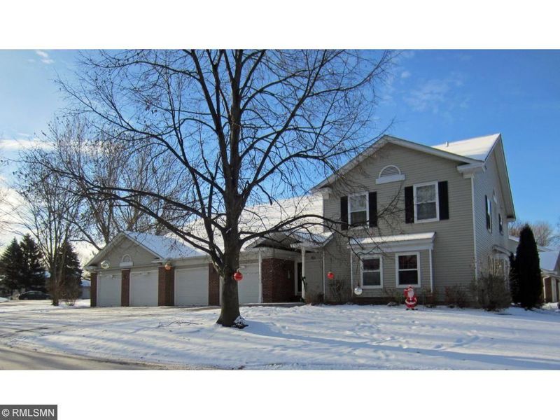 701 Larpenteur Ave E #701G, Maplewood, MN 55117