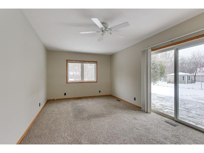 4715 Sandra Ln, White Bear Lake, MN 55110