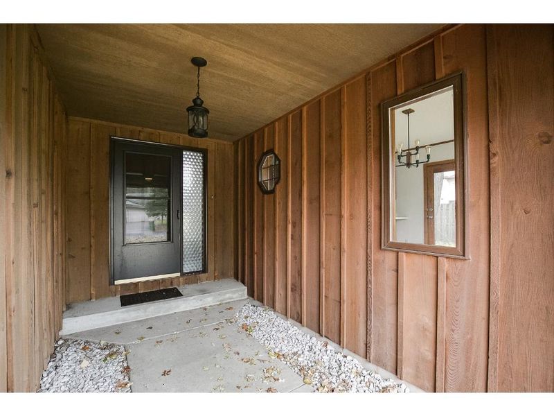 2915 Bronson Dr, Mounds View, MN 55112