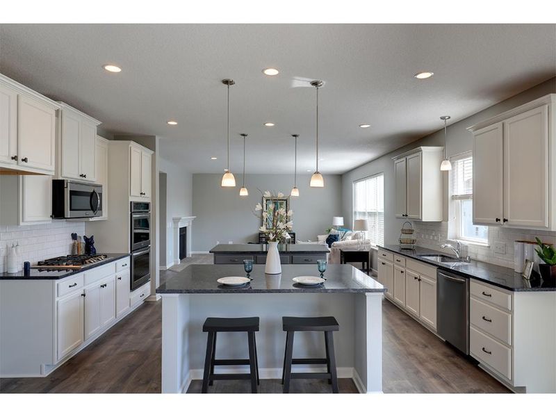 15247 Edgewood Ave, Prior Lake, MN 55372