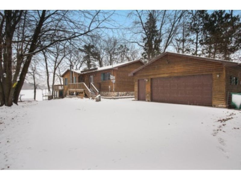 31604 Lowry Cir, Cushing, MN 56443