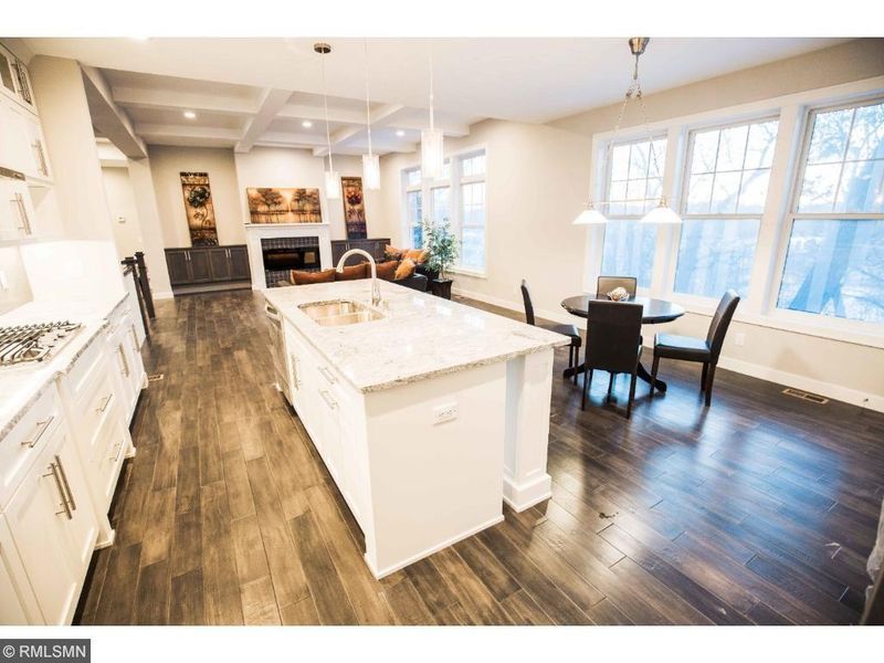7525 Fish Lake Rd W, Maple Grove, MN 55311