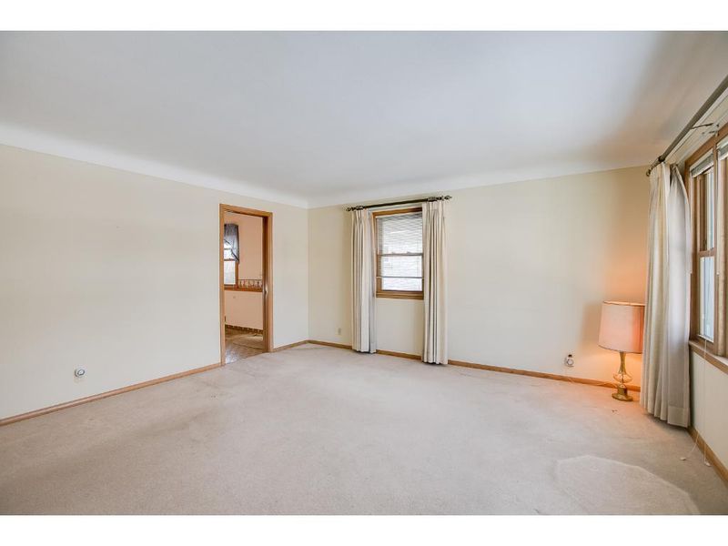 2005 3rd St NE, Minneapolis, MN 55418