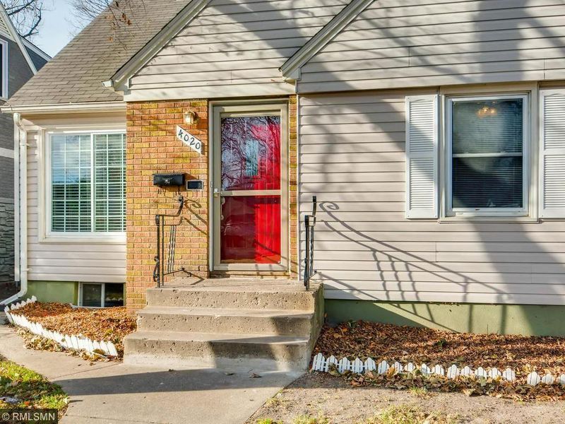 4020 19th Ave S, Minneapolis, MN 55407