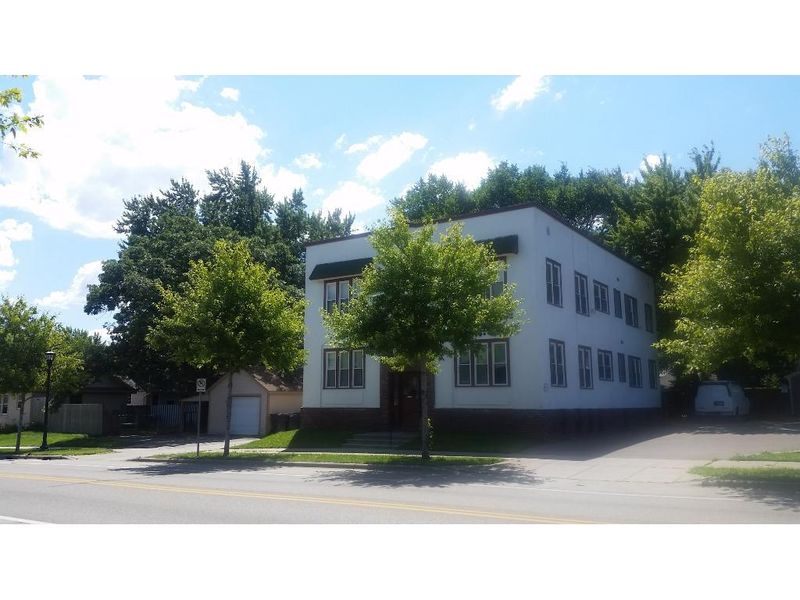 1615 N Lowry Ave, Minneapolis, MN 55411
