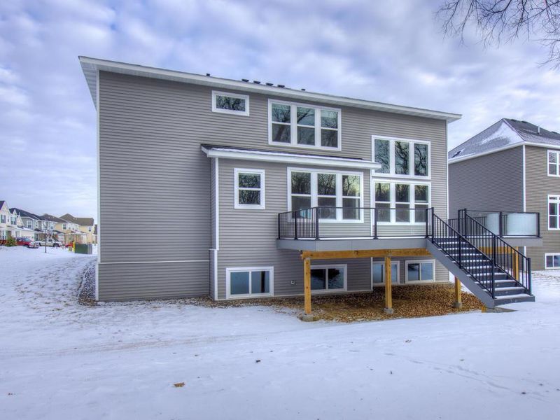 7049 103rd Ave N, Brooklyn Park, MN 55445